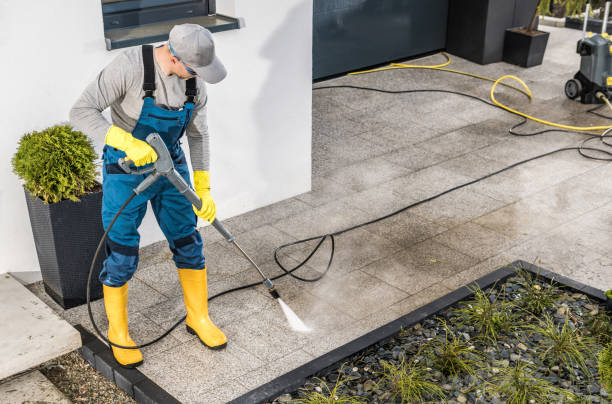Pressure Washing Contractors in Oakbrook, KY